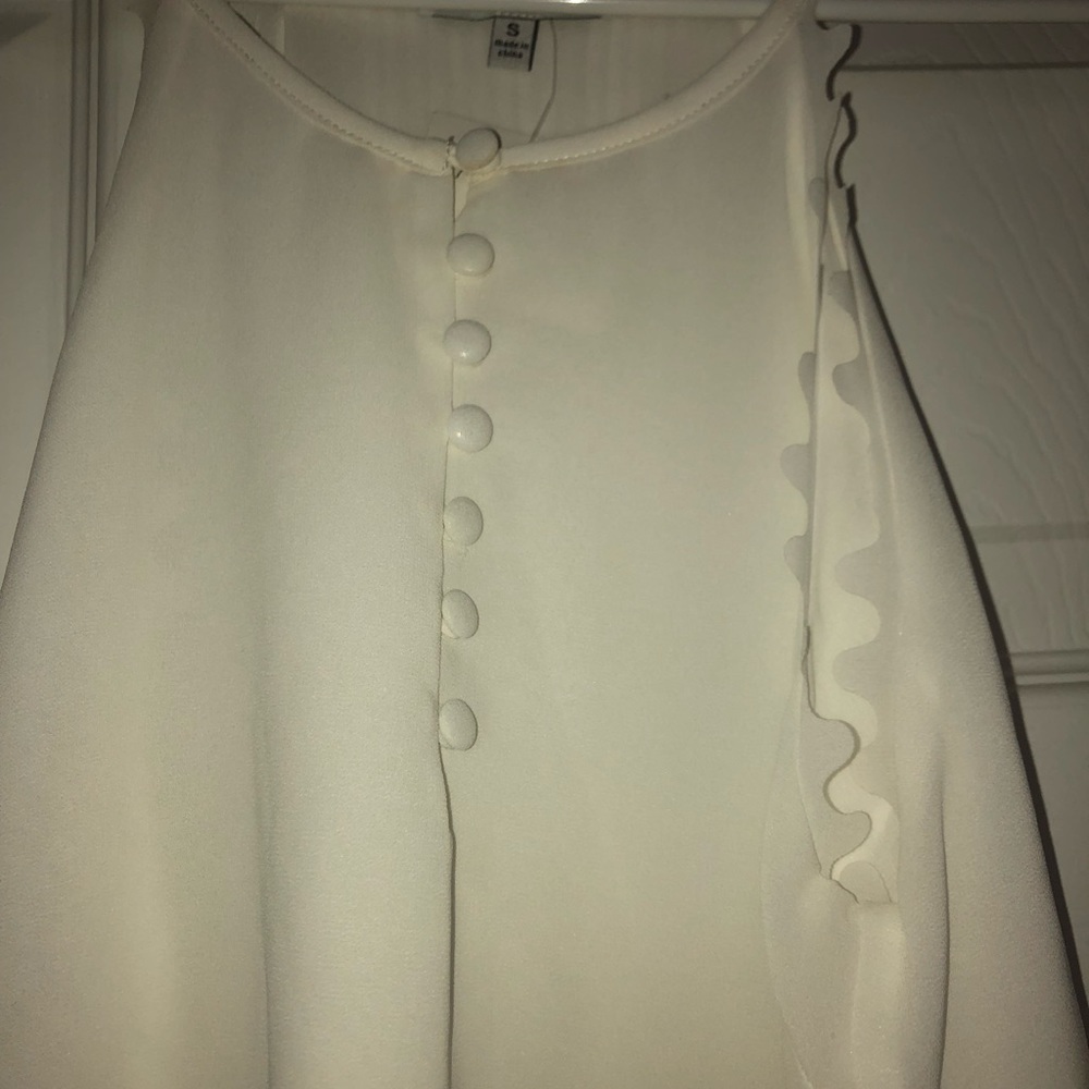 Scallop cream tank